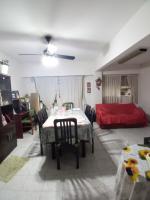 Departamento de 4 ambientes de frente con balcón y patio en la calle Alsina al 2900, Balvanera. - Imagen# 3