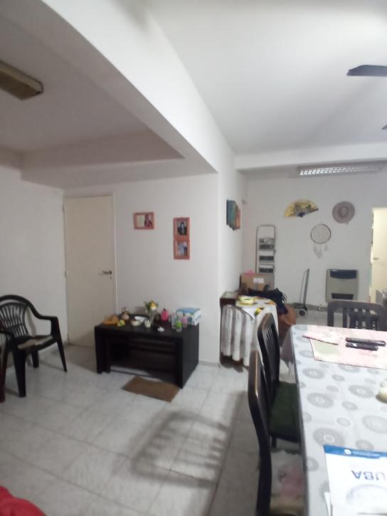 Departamento de 4 ambientes de frente con balcón y patio en la calle Alsina al 2900, Balvanera. - Imagen# 8