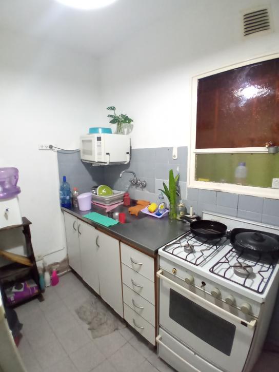 Departamento de 4 ambientes de frente con balcón y patio en la calle Alsina al 2900, Balvanera. - Imagen# 16