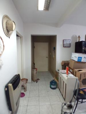 Departamento de 4 ambientes de frente con balcón y patio en la calle Alsina al 2900, Balvanera. - Imagen# 18