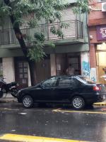 Departamento de 4 ambientes de frente con balcón y patio en la calle Alsina al 2900, Balvanera. - Imagen# 2