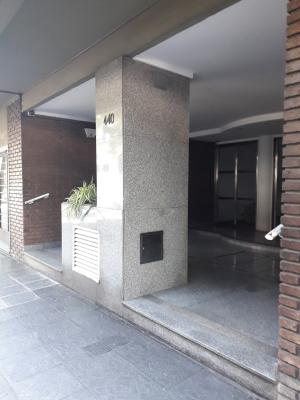 Lindo Departamento de 3 Amb. C/balcon Frances - Imagen# 2